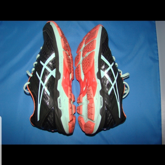 Women's Asics GT-2000 5 Running Shoes Size-7 - Picture 5 of 7